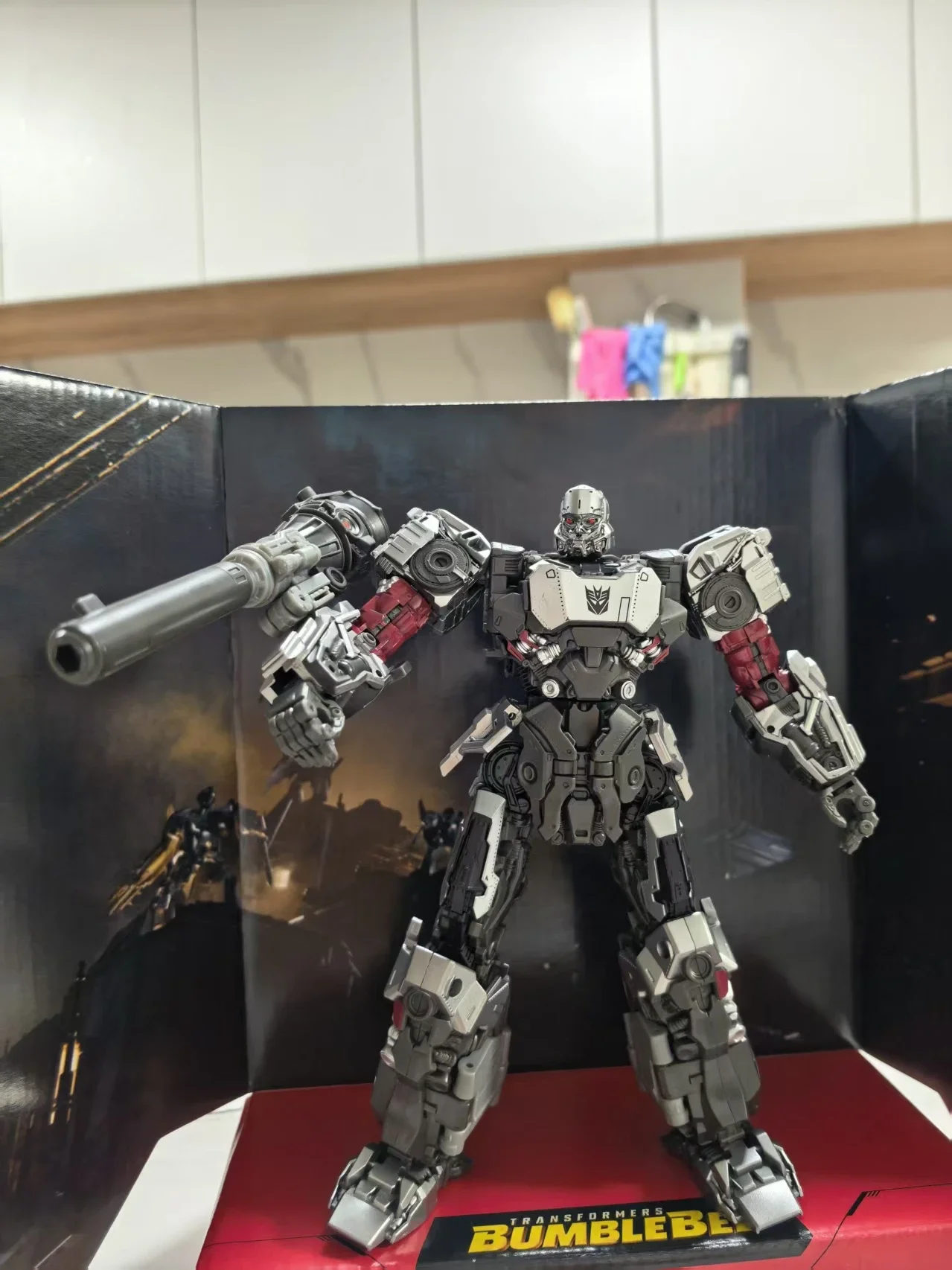 Hasbro In Stock  Studio Series SS109 Leader Class Megatron Triple Changer Collectible Figure Decorative Model Toy
