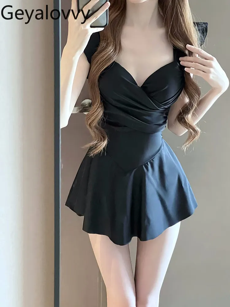 

Женский купальник 2026: Новинка в японском стиле, стройнящий, для весенне-летнего отпуска, цельный, сексуальный, для девушек