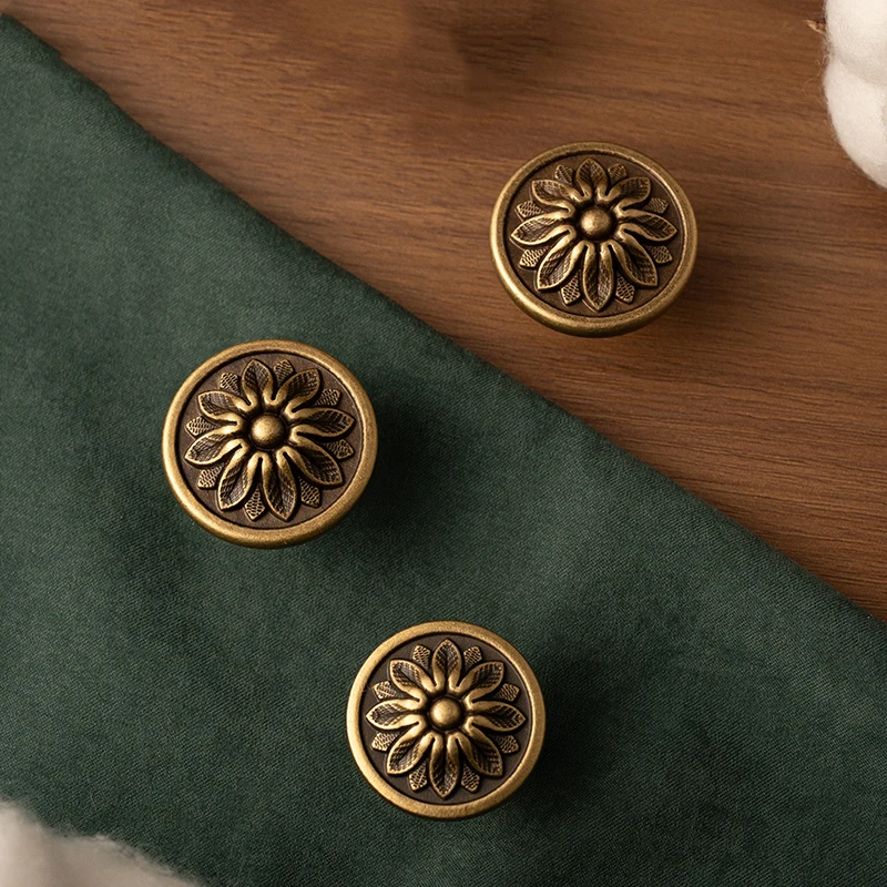 Solid Antique Brass Handles with Brushed Floral Patterns Kitchen Cabinet Pulls Wardrobe Drawer Knobs Furniture Handle