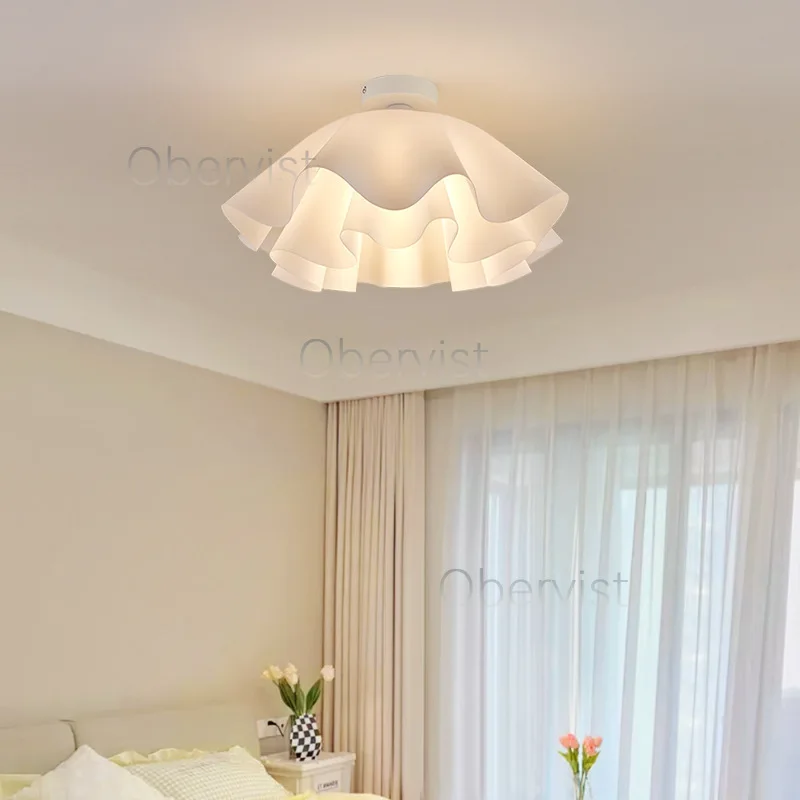 

Современная французская уютная потолочная лампа, минималистичная люстра для спальни, столовой, бара, элегантный светильник для домашнего декора