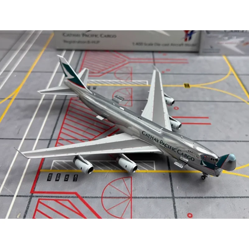 YY أجنحة دييكاست 1/400 مقياس B747-400F المعادن شحن نموذج الطائرات جمع الديكور العرض