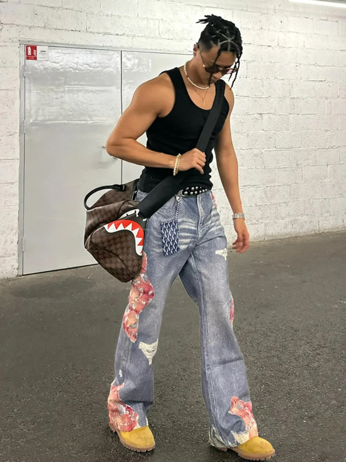 Red Stier Hole Denim Jeans Men's American High Street Vibe Pants Spring Autumn Loose Casual Straight Leg Micro Flared Pants