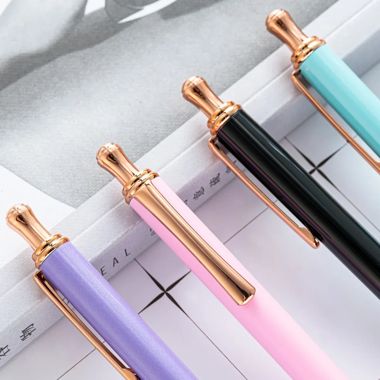 30PCS Spot Press Multi-color Ballpoint Pen Office Writing Stationery Metal Gift Advertising Ballpoint Pen