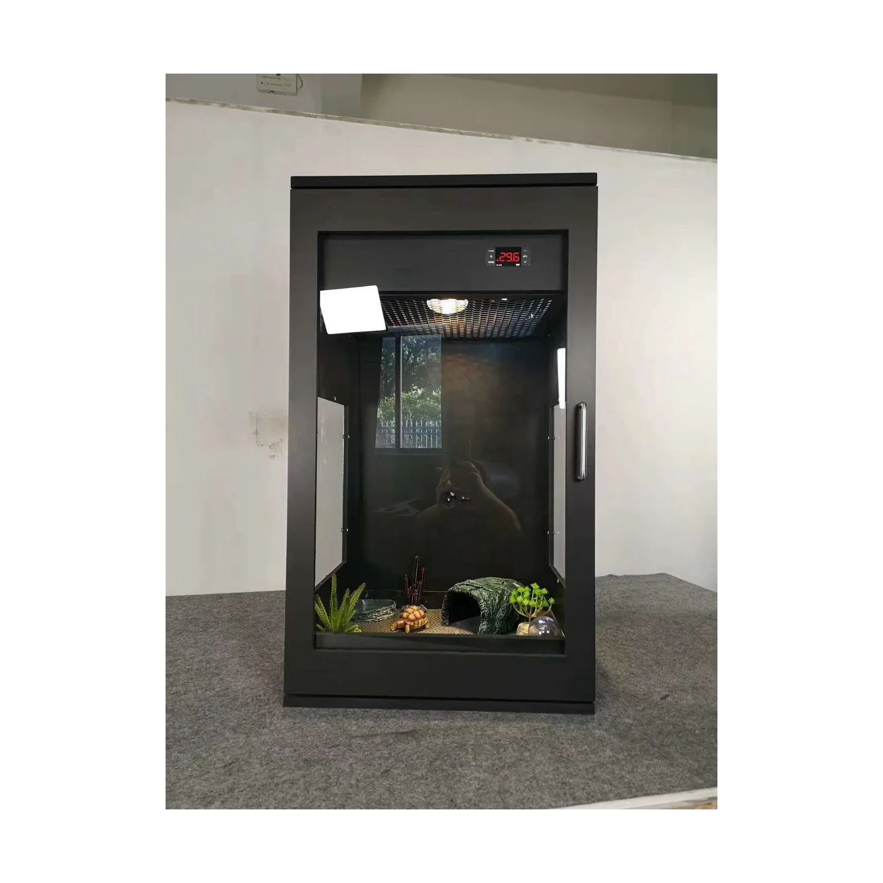 Vertical multi-light  smart single temperature control acrylic transparent panel door comfortable reptile cage