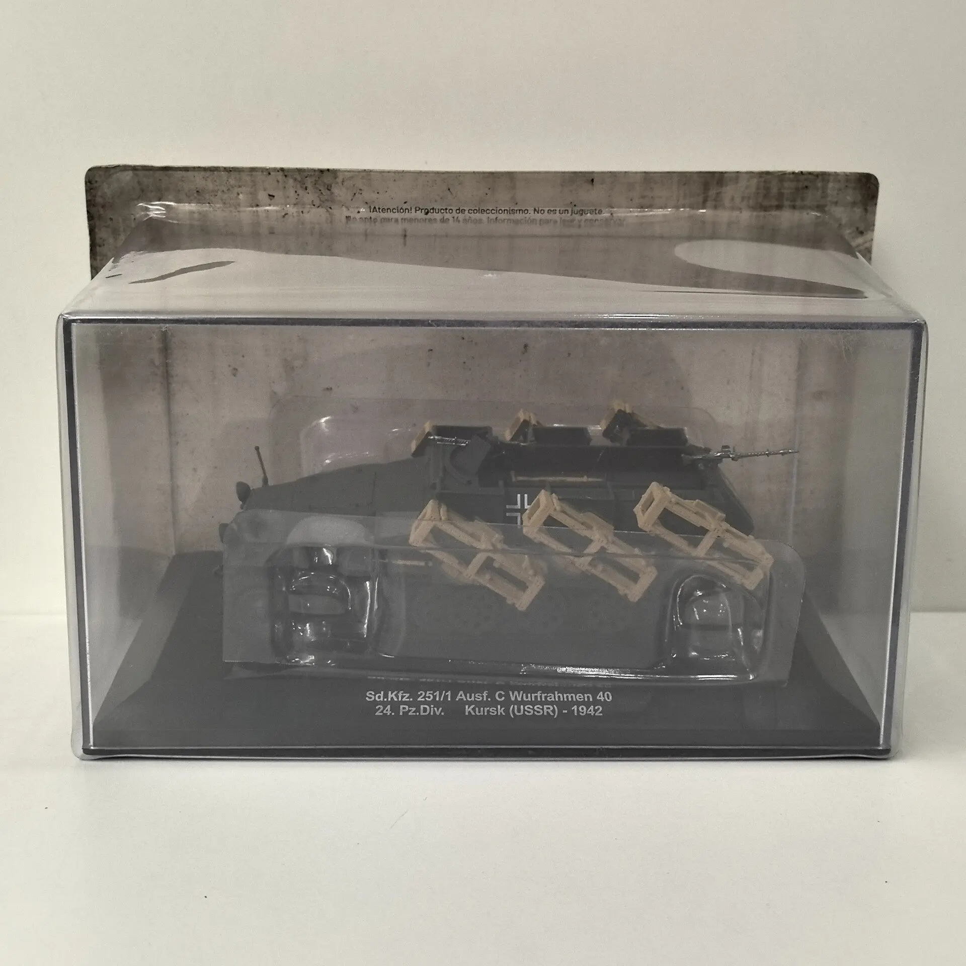 modellino-in-scala-1-43-ixo-sd-kfz-251-1-1940-veicolo-antiaereo-corazzato-52-in-lega