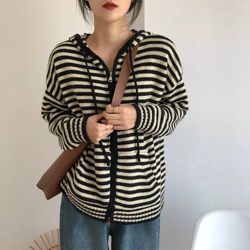 

Autumn New College Style Stripe Hooded Sweater Coat Women's Contrast Color Zipper Pockets Loose Lazy Long Sleeved Knit Cardigan