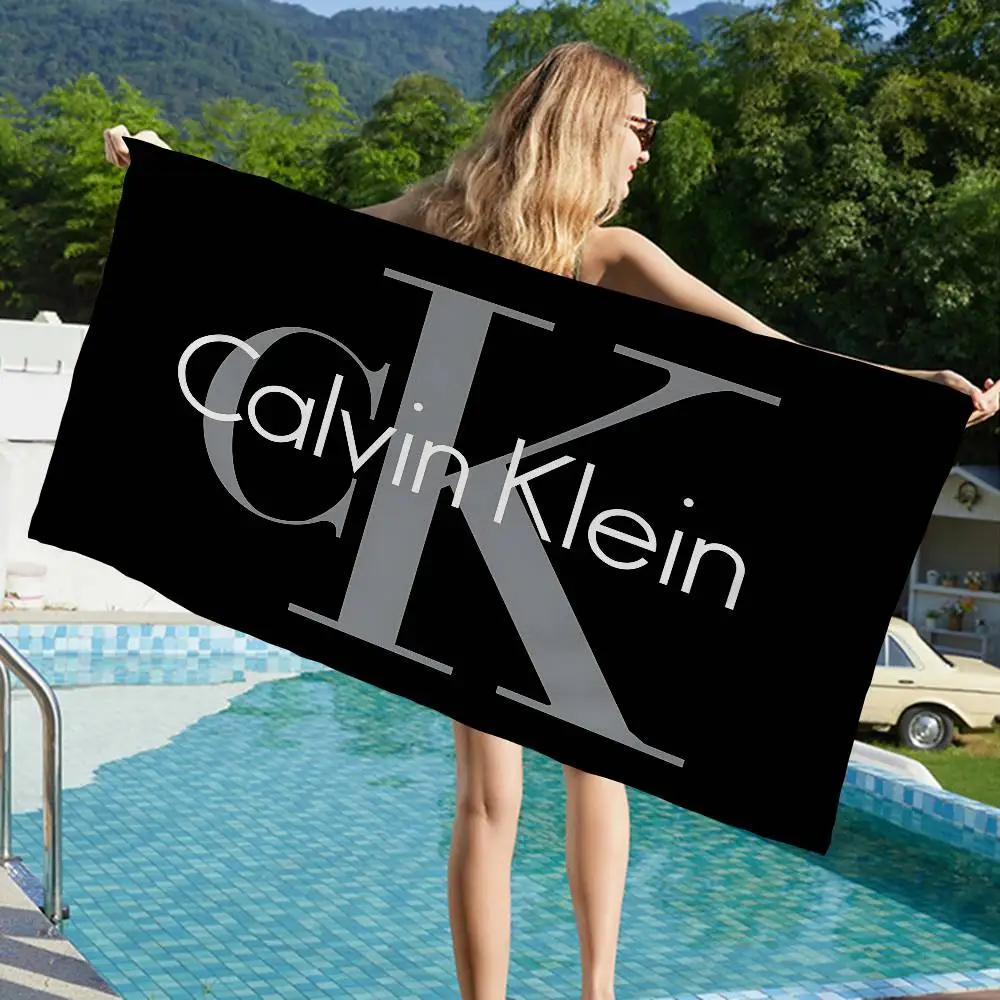 Toalha de Praia Anime com Logo da Marca de Moda C-Calvin K-Klein, Macia e Absorvente, Presentes para Crianças em Viagem