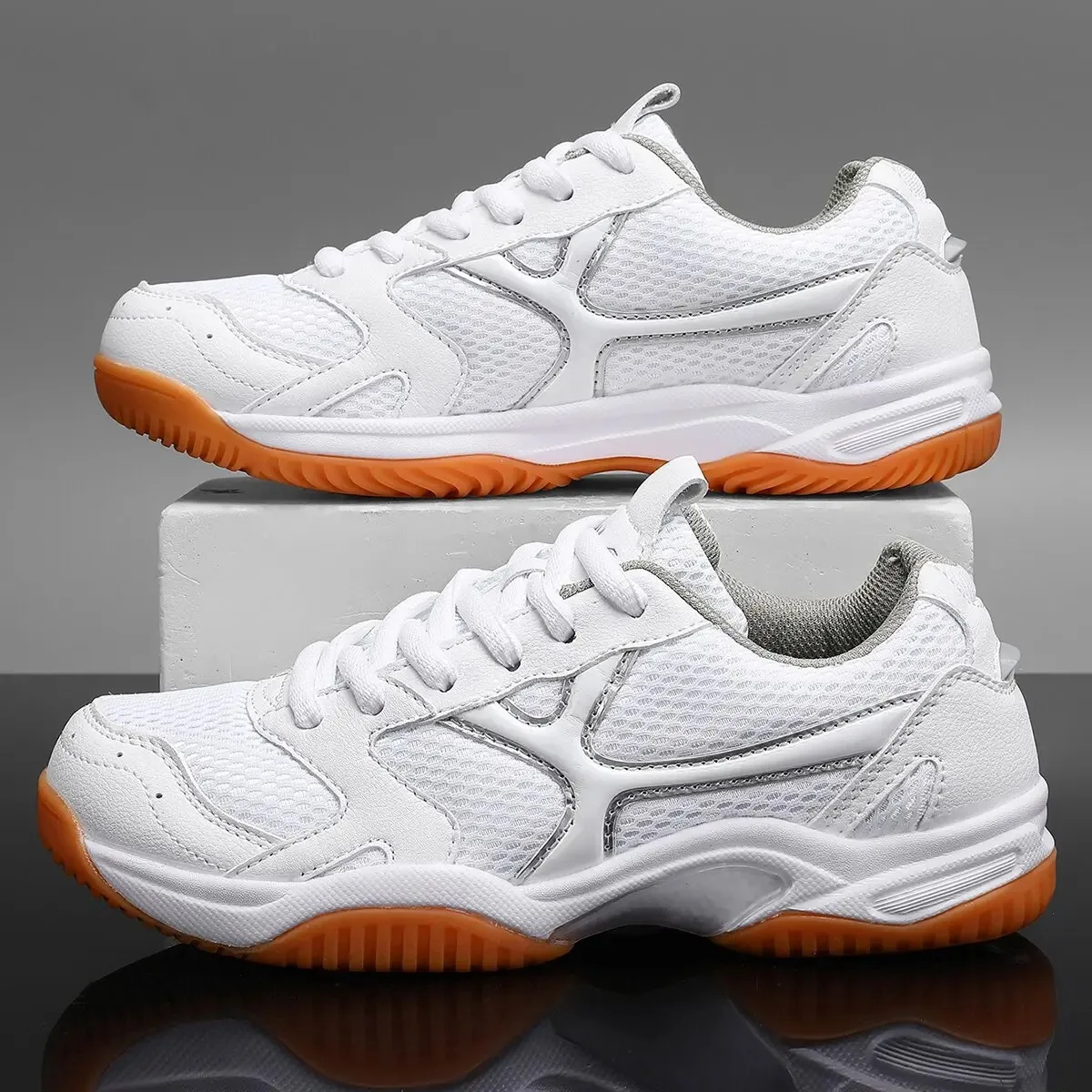 U nisexในร่มการฝึกอบรมตารางรองเท้าเทนนิสผู้ชายช็อกการฝึกอบรมมืออาชีพกีฬาแฮนด์บอลรองเท้าผ้าใบผู้หญิงระบายอากาศรองเท้าเทนนิส