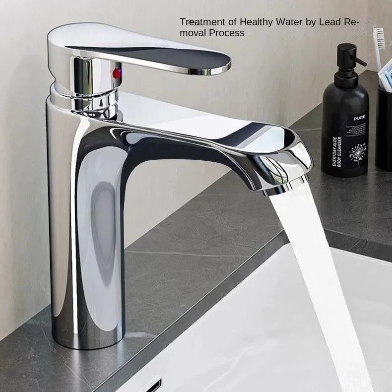 Free delivery High quality bathroom faucet Hot and cold water outlet counter basin Wash basin sink mix faucet