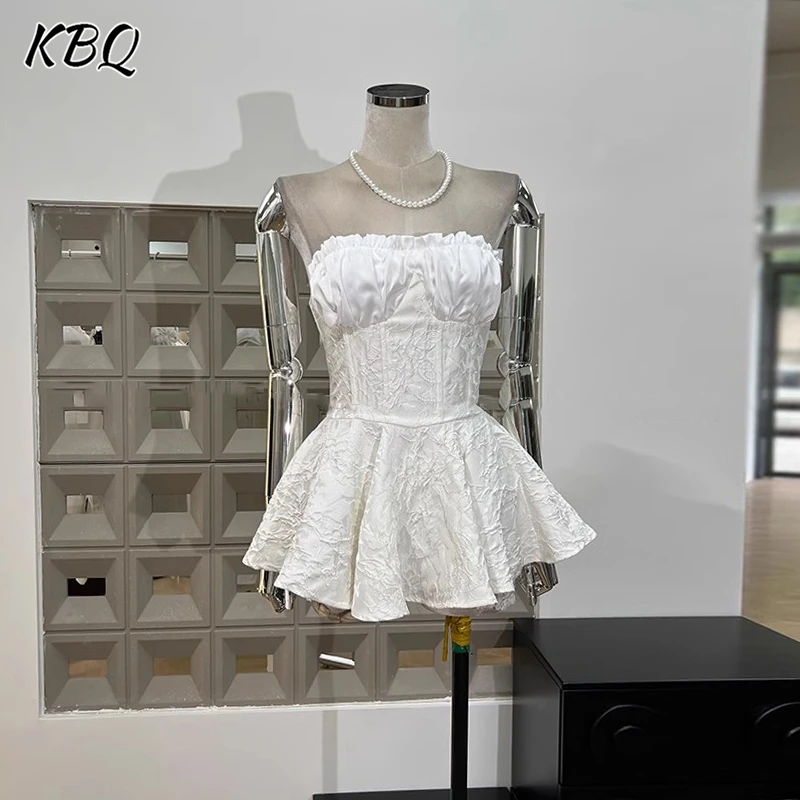 

KBQ Solid Spliced Folds Embroidery Slimming Mini Dress For Women Strapless Sleeveless High Waist Lace Formal Dresses Female New