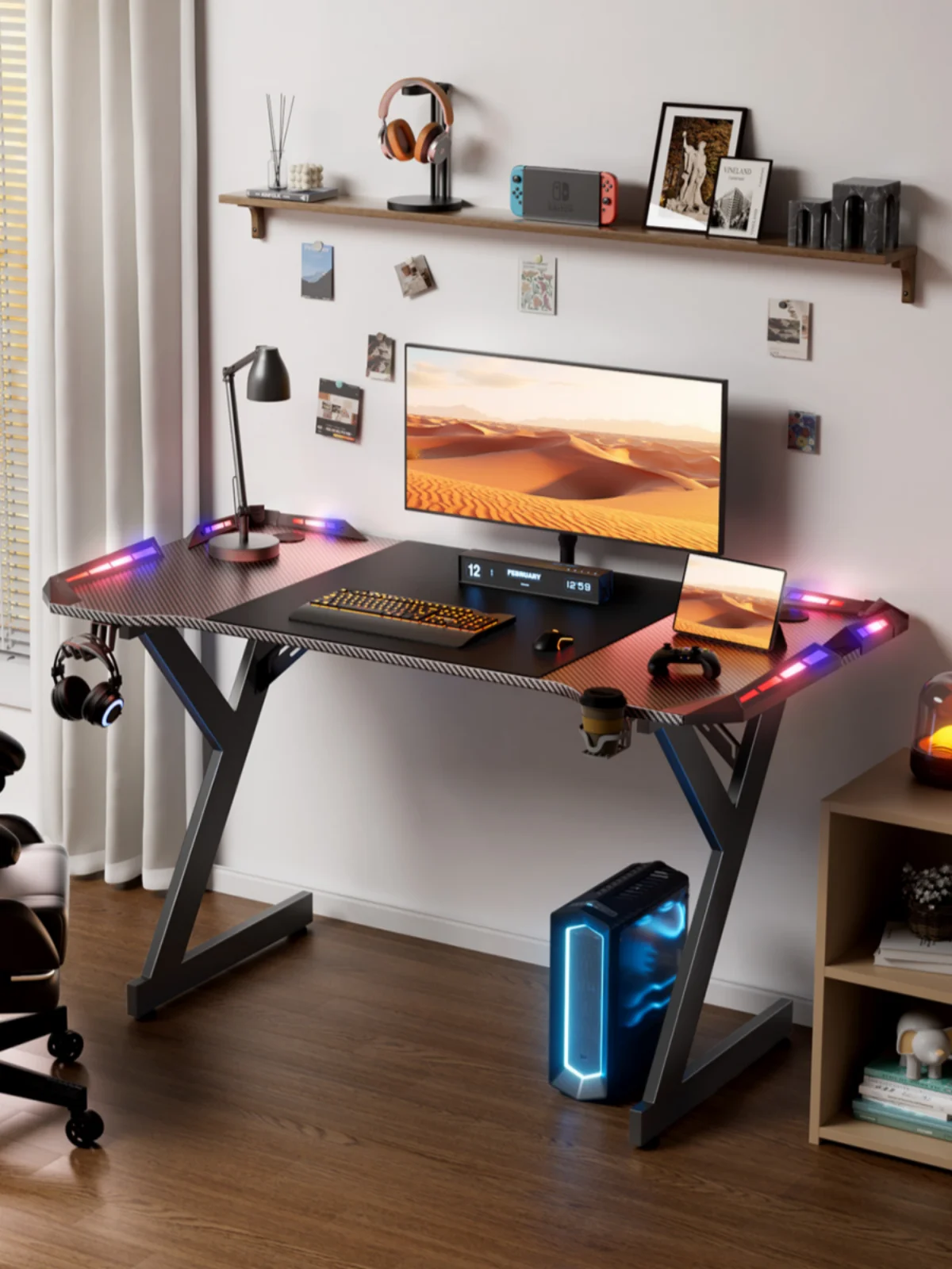 Y-förmiger Gaming-Schreibtisch mit RGB-LED-Beleuchtung, ergonomischer PC-Arbeitsplatz mit Carbonfaser-Oberfläche, Kopfhörerhalterung und Getränkehalter