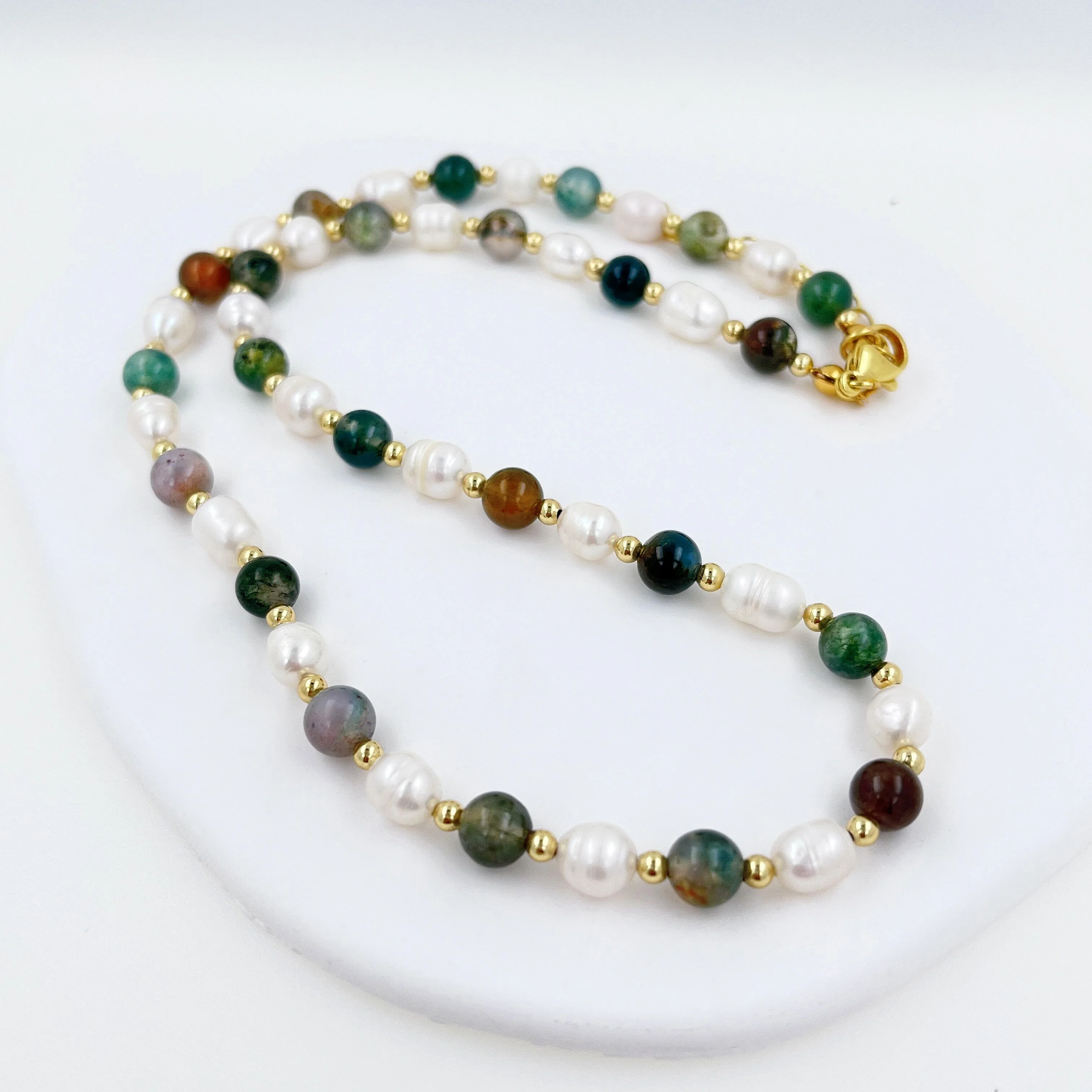 Pierre naturelle baroque collier de perles d\'eau douce couleur inde agate perle clavicule chaîne 2022 à la mode charme bijoux faits à la main femmes