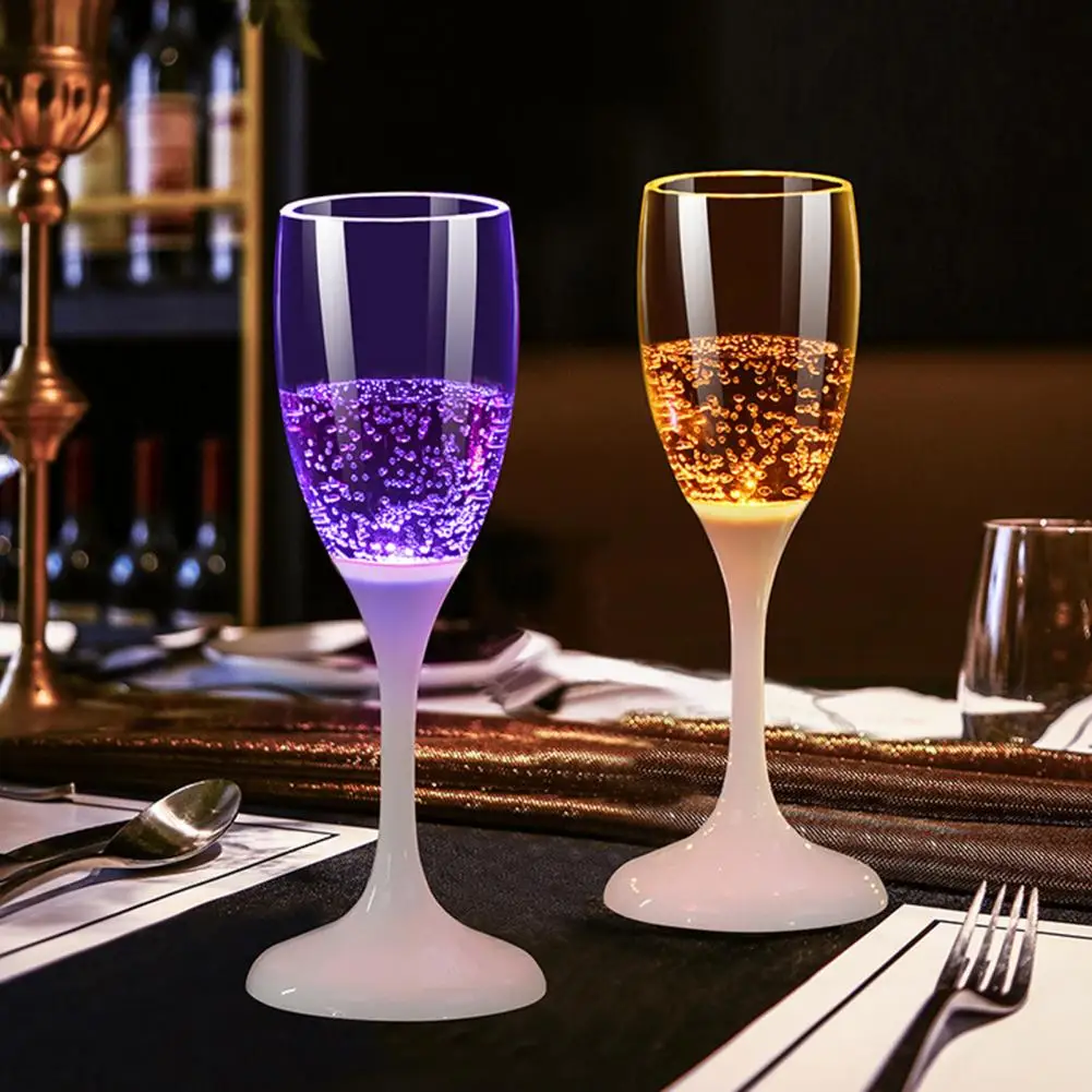 1/6Pcs LED Light Glasses Champagne Flutes Cocktail Flashing Cup For Party Bar Night Club Drink Christmas Wedding Party Wholesale