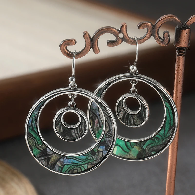 Women Simple Imitation Colorful Shell Round Art Pendant Earr
