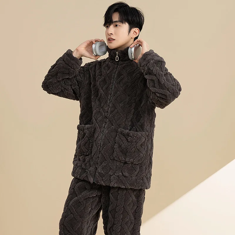 Autumn and Winter Men's Pajamas Coral Fleece Thickened Warm Men's Flannel Suit Men's Pajamas Suit Pyjama Homme Pijamas Feminino
