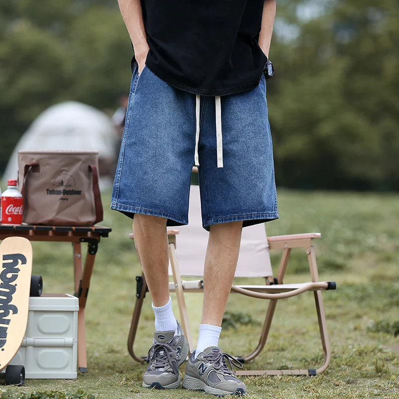 Pantaloncini di jeans a gamba larga da uomo estivi pantaloncini versatili larghi e larghi giapponesi semplici e larghi al ginocchio