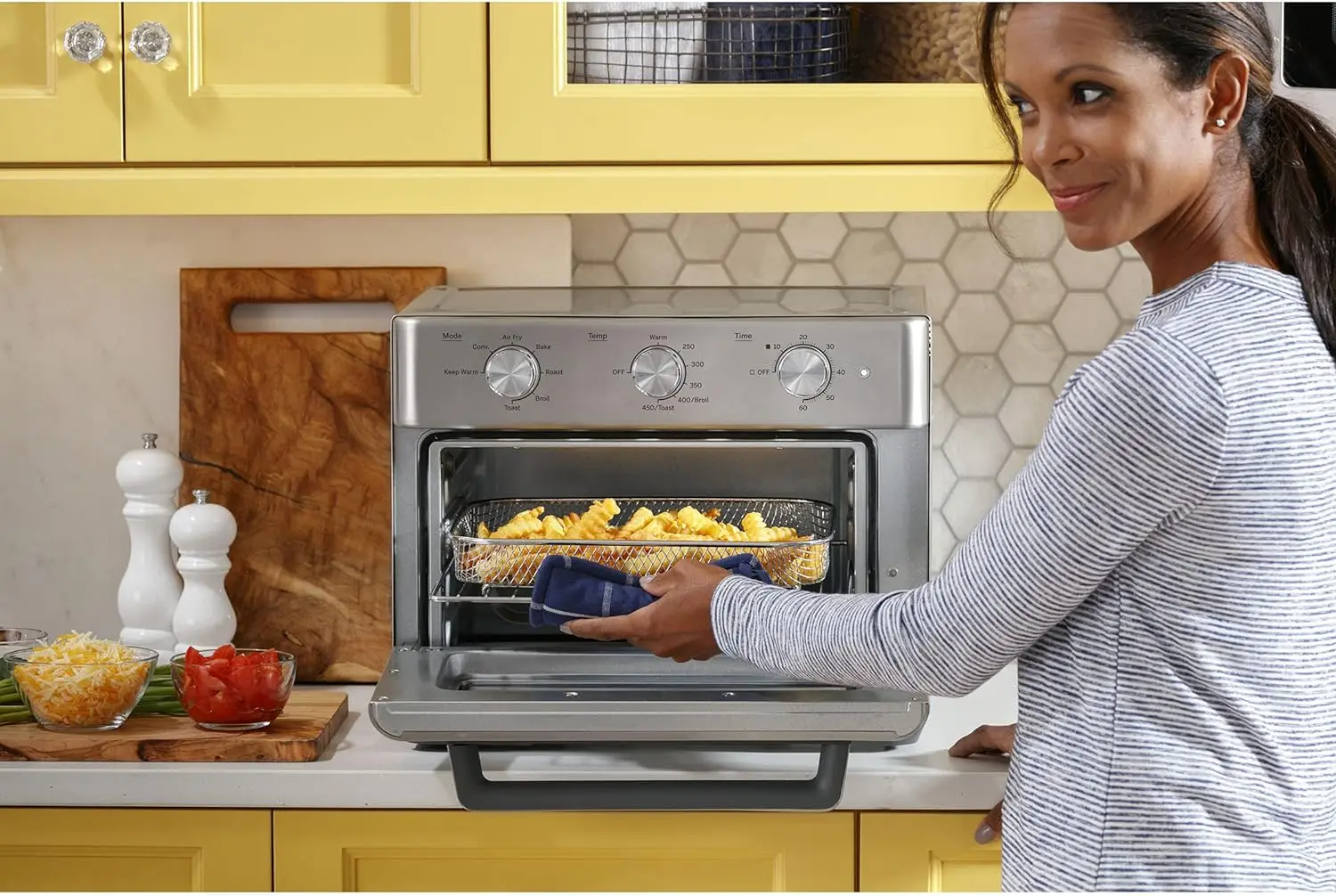 Air Fryer Toaster Oven + Accessory Set Convection Toaster with 7 Cook Modes  Large Capacity Oven - Fits 12" Pizza  Counterto