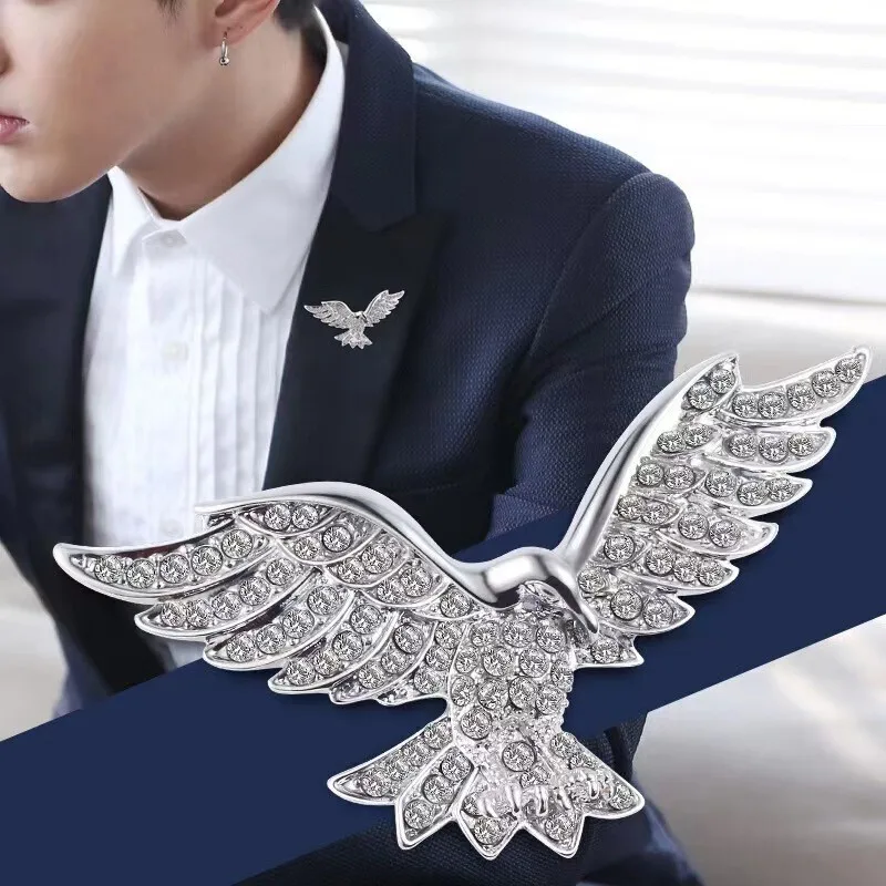 

Men's Eagle Brooch with Rhinestones Fashion Hawk Pin for Suit Blazer Coat Wedding Party Jewelry Accessories