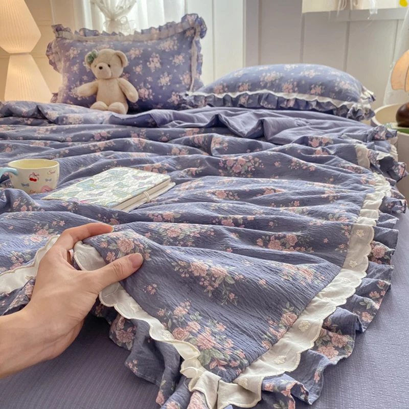 New Korean Style Ruffled Summer Quilt Lightweight Air Condition Comforter Print Quilted Blanket Bedspreads