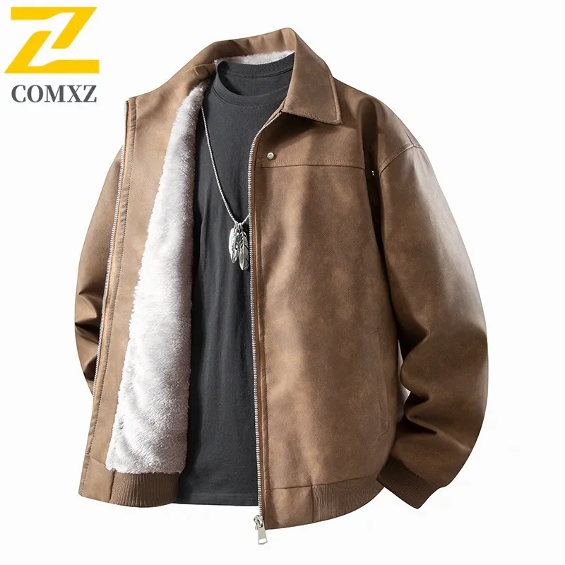 COMXZ 2025 الرجال وسادة مبطنة الوقوف طوق ركوب الدراجات في الهواء الطلق سميكة الدافئة سترة الشارع الشهير نمط يندبروف الشتاء معطف الحشو