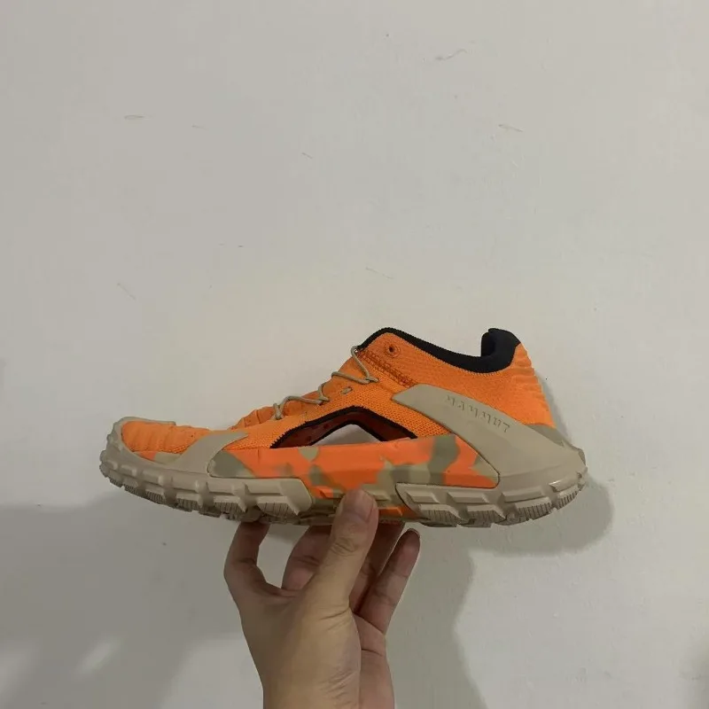 

2025 New Summer Hiking Shoes Men Women Breathable Outdoor Climbing Shoe Unisex Good Quality Walking Shoe Couples Size 36-46