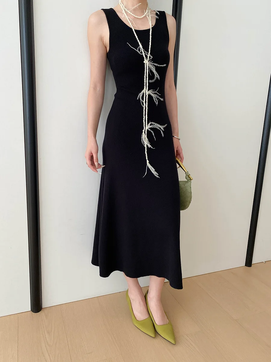 Frühlings- und Sommerkleid für Damen, einfarbig, modisch, im Pendlerstil, schmal geschnittenes Strickkleid – Detail 20