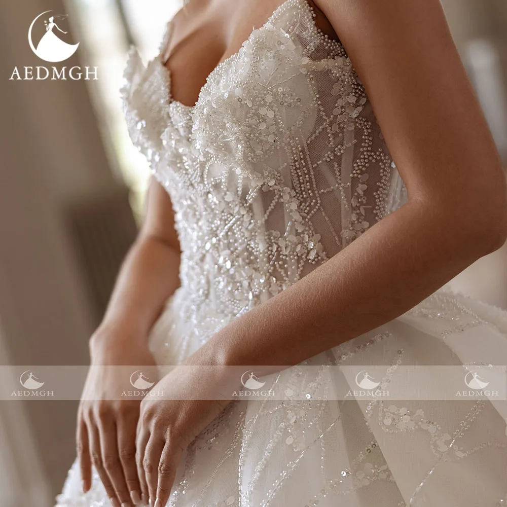 Aedmgh 볼 가운 럭셔리 웨딩 드레스 스트랩리스 베스티도 드 노비아 레이스 자수 스팽글 공주 맞춤 제작 웨딩 드레스