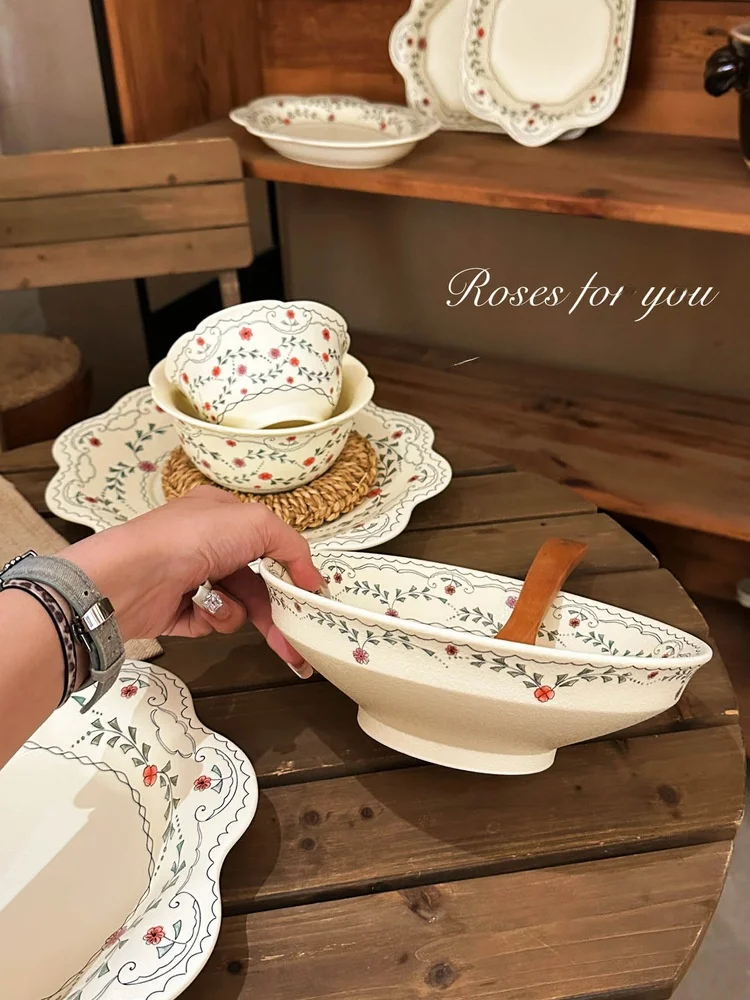 

Fangyun Ретро Cerc Тарелка Восковая глазурь Паста Фруктовый салат Глубокая чаша Slow Di Французский Sle Нерегулярная тарелка для завтрака Ape