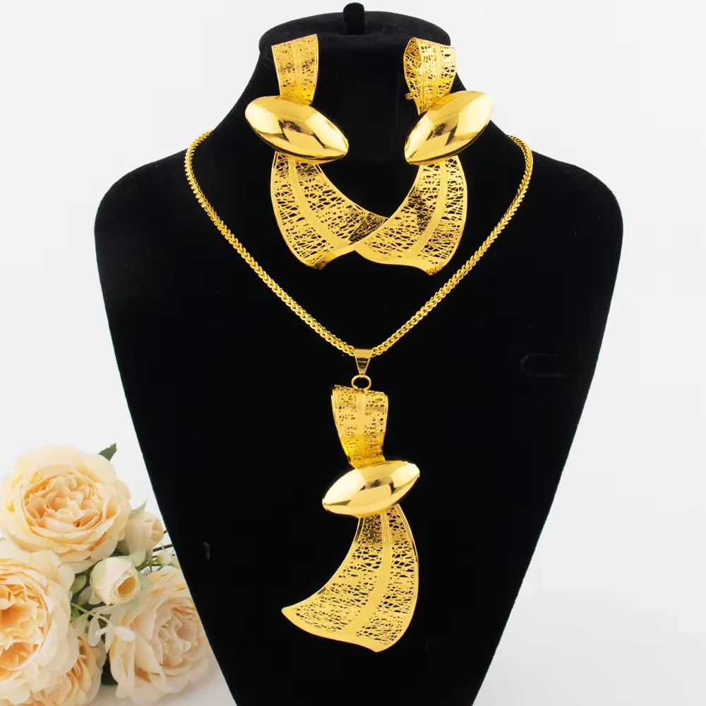 

Fashion Arabic Necklace Earrings Women Wedding Dress Luxurious Floral Hollow Algerian Jewelry Set Party