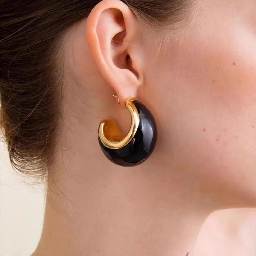 

Vintage Metal Enamel Drop Glaze C-shape Earrings for Women Girls Fashion Elegant Commuter Jewelry Accessories 2024 New