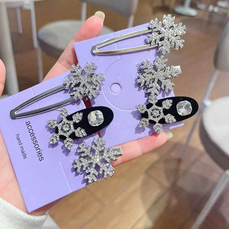 

Luxury Rhinestone Snowflake Hair Clips Christmas Autumn Winter Bangs Clips for Women Girls Shiny Fashion Daily Hair Barrettes