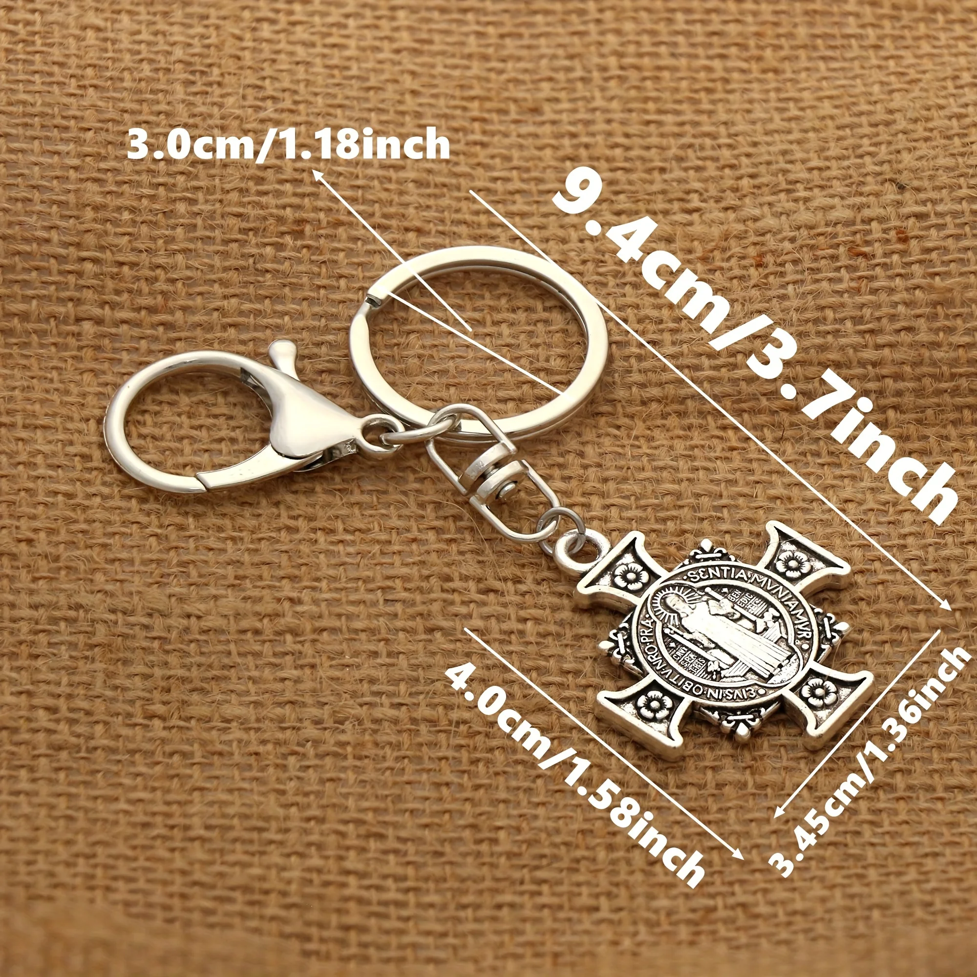 1pc 3.7inch Mens Keychains Y2k Punk Saint Benedict Medal SMOLIVB Keyrings With Flowers On Protection Pendant Valentine Day K1729