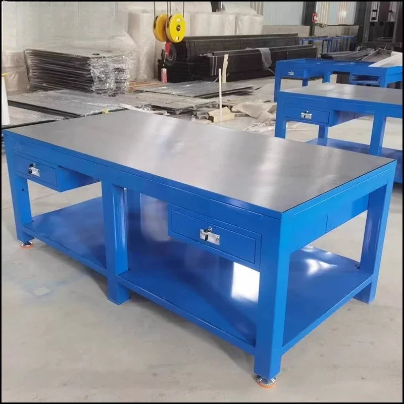 Heavy-duty fitter workbench, vice flying mold workbench