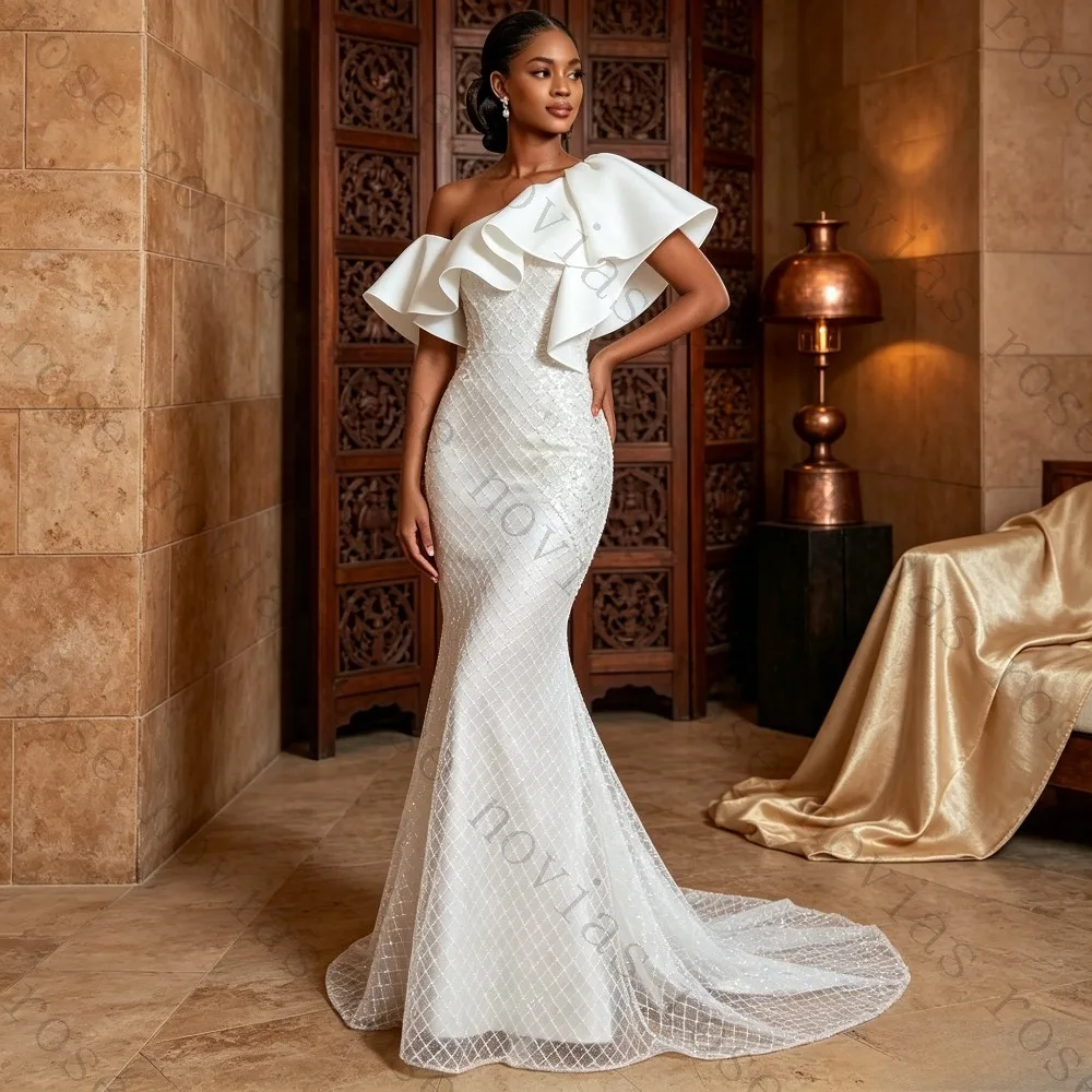 Customized One Shoulder Big Ruffle Sparkle Mesh Mermaid Evening Dress White Slim Fit Sweep Train Luxury Banquet Bridal Gown