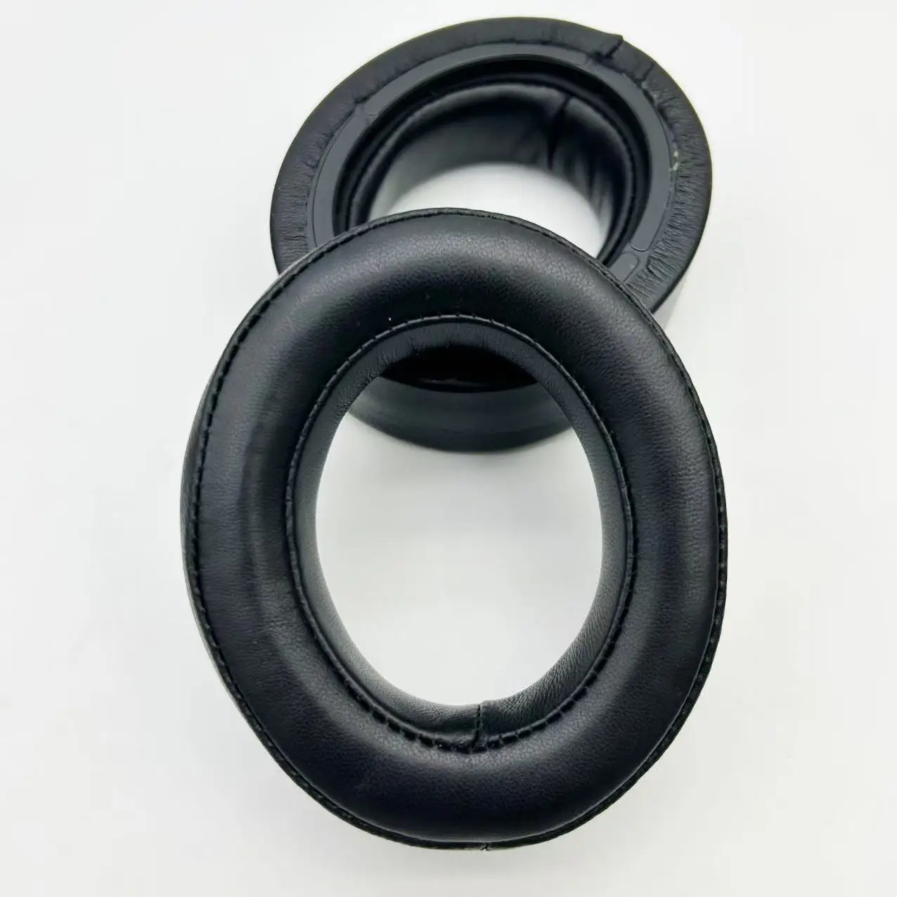 

New Arrivals Replacement Lambskin Earpads for Corsair HS60 HS70 HS50 PRO Earmuffs Ultra-soft Sponge Cushion Cover Repair Parts，