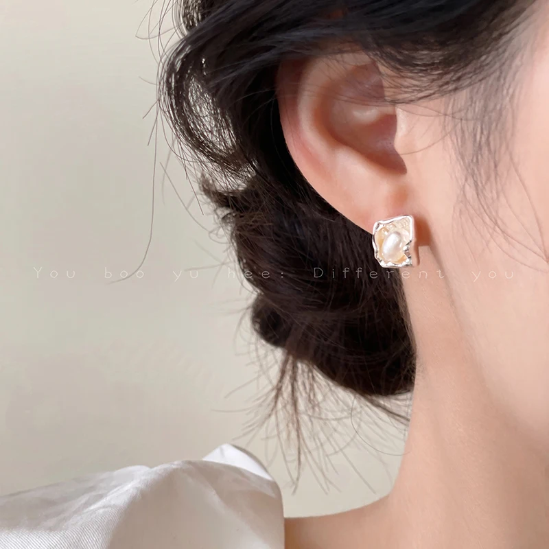 Creamy Square Freshwater Pearl Earrings for Women - Unique and Elegant, Adds a Touch of Sophistication to Your Summer Outfits.