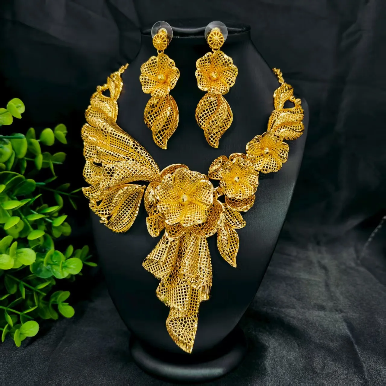 Luxury 24K 9999 Pure Gold real gold Dubai Luxury Necklace Earrings Two-Piece Bridal Wedding Necklace