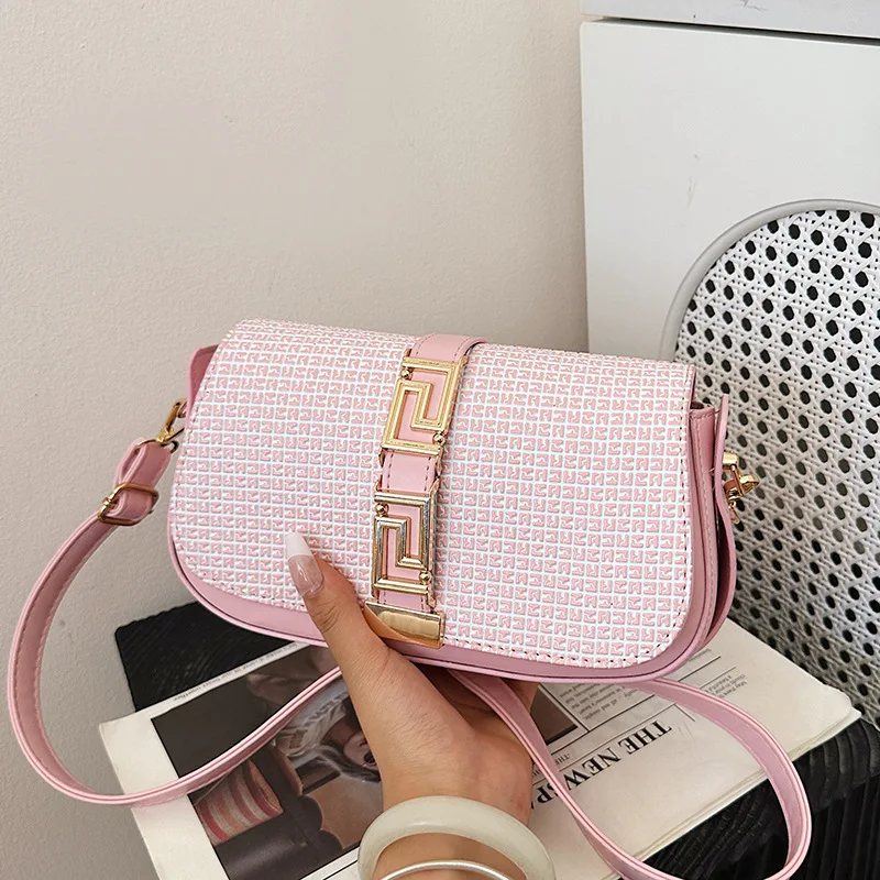 

‌New Saddle Bag Women 2025 - Indented Niche Shoulder Bag, Vintage Personalized Messenger Purse‌