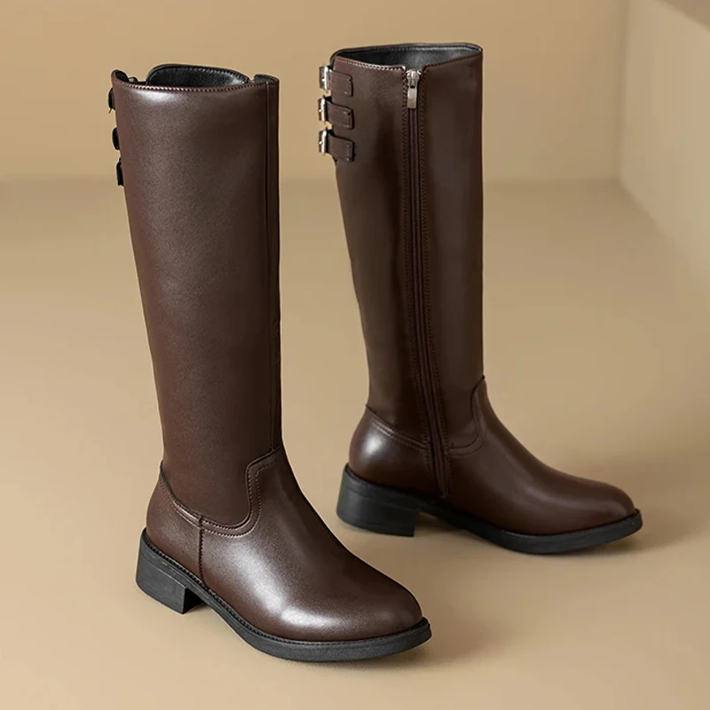 

Женские высокие сапоги, дизайнерская зимняя обувь на каблуке, прогулочные ботинки «Челси», новинка 2025, трендовые модные уютные мотоциклетные ботинки Mujer Zapatos