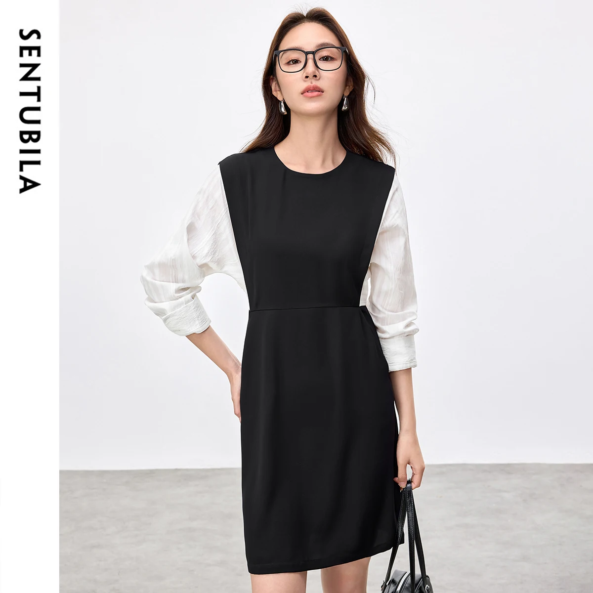 

SENTUBILA Womens Mini Dresses A-line Patchwork Black and White O Neck Batwing Sleeve Elegant Dress Female Clothing 151L58218