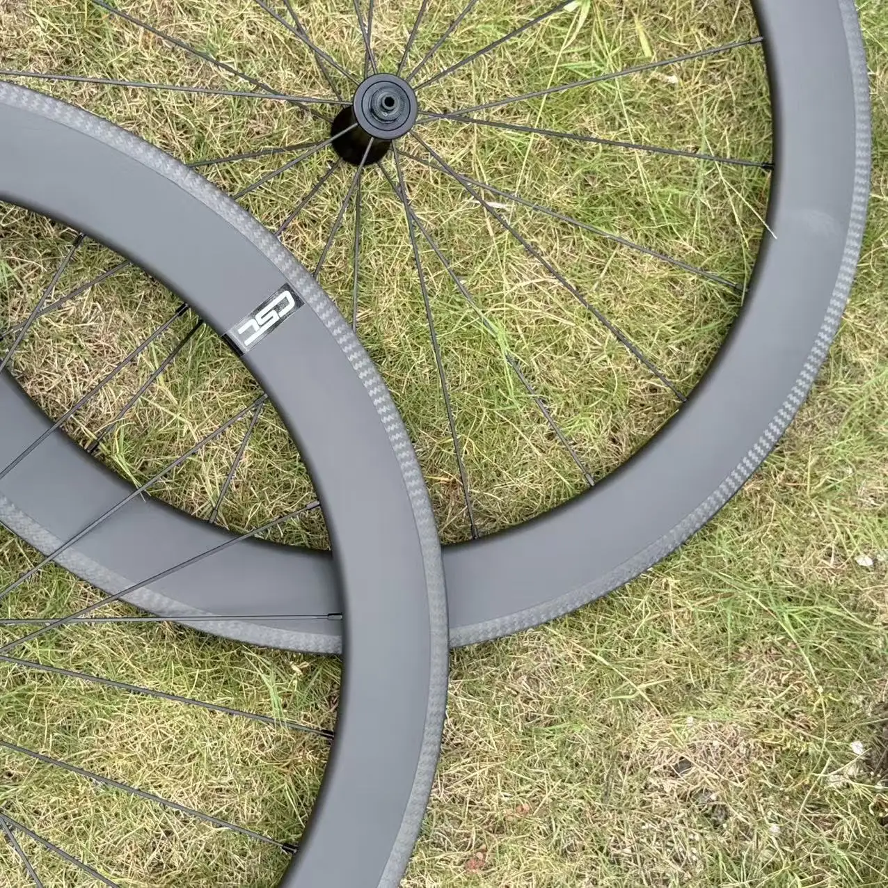 عجلات كربون للدراجة على الطريق CSC 700C UD تشطيب غير لامع مع سطح فرامل 3K مجموعة عجلات دراجة السباق بعرض 28 مم محور مستقيم #6