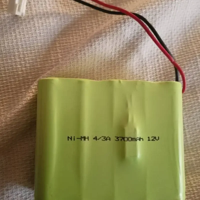 

Robot Power Parts 4/3A 3700mAh 12v NI-MH Rechargeable Battery
