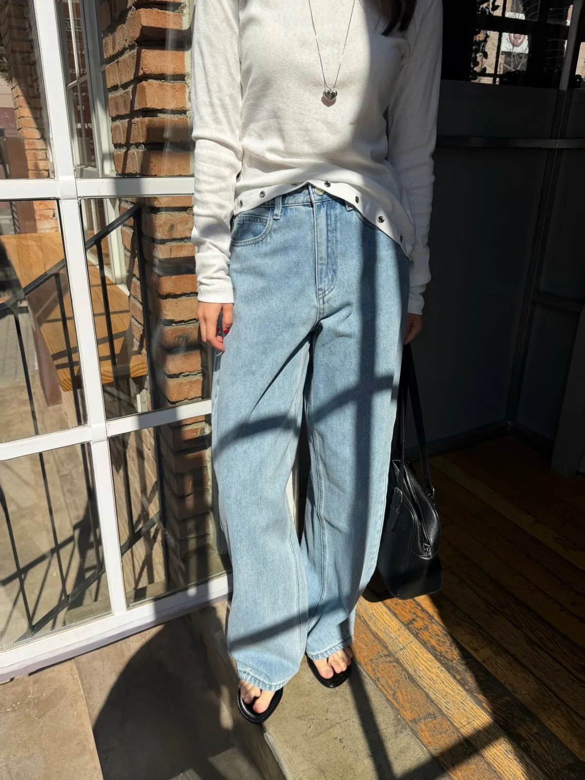 

Acrab Recommended Early Spring Light Blue Vintage Washed Wide Leg Jeans High Waist Small Knife Straight Long Pants