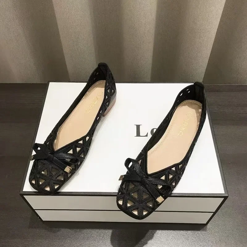 

New Fashionable Summer Women's Sweet Bow Decorative Mesh Flat Shoes - Hollow Mesh Pointed Women's Shoes