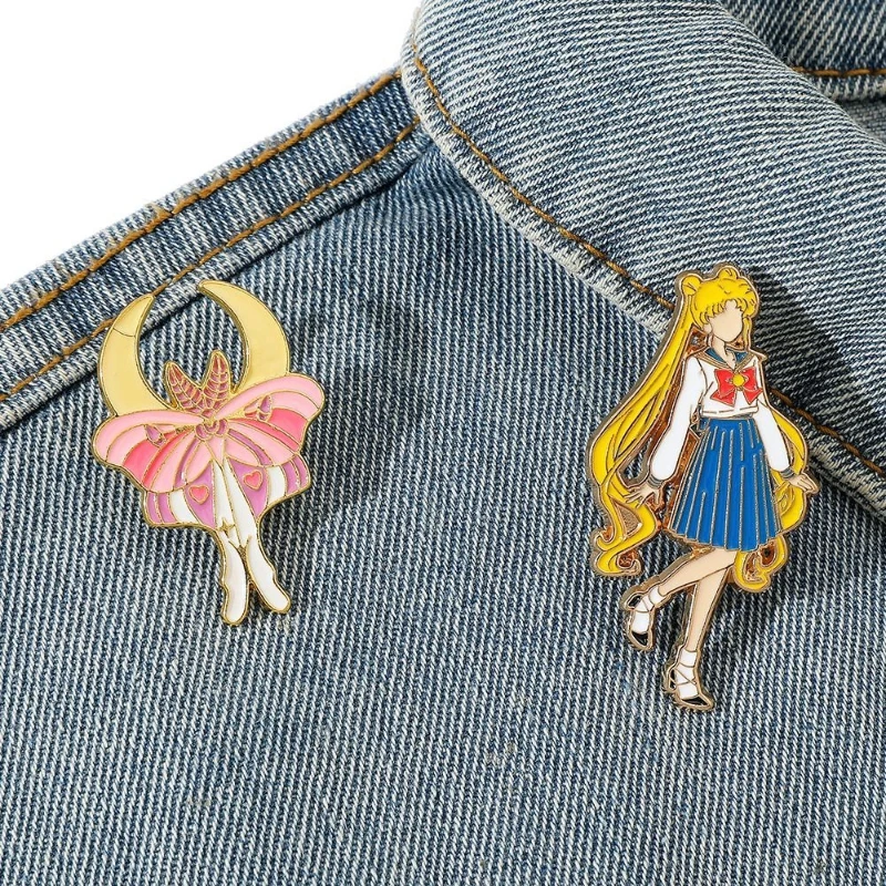 Sailor Moon Japanese Anime Cartoon Usagi Tsukino Personality Metal Badge Brooch Pin Accessory Versatile Backpack Decoration - view 2