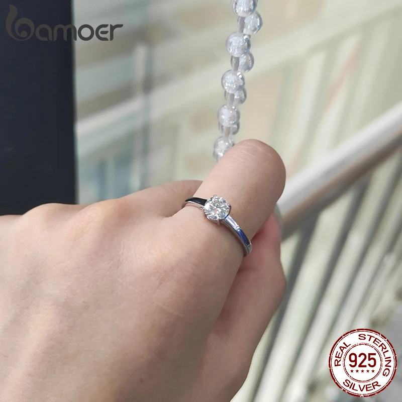 D Color VVS1 Moissanite Ring, 925 Silver