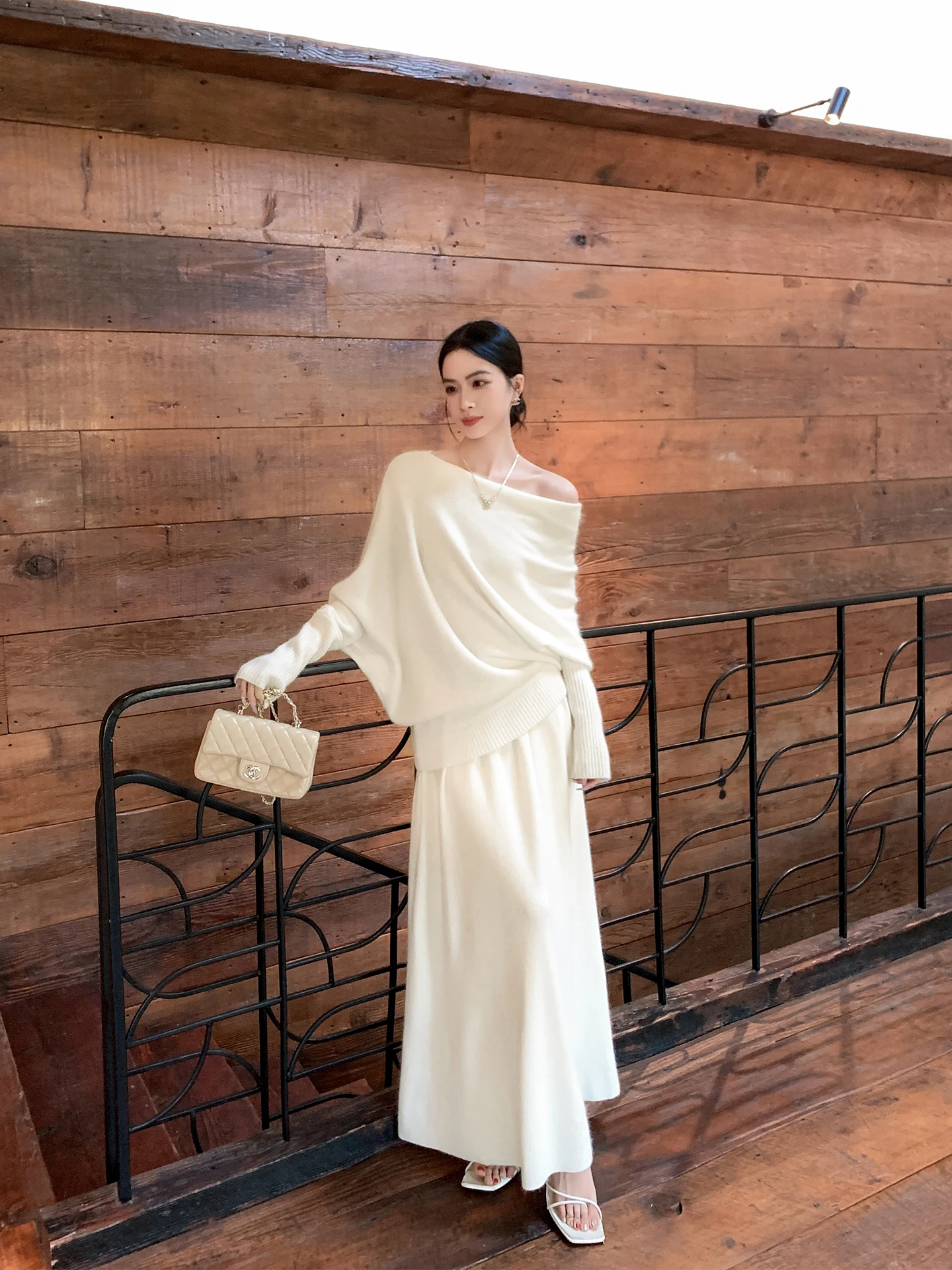 

Binguo Soft Knitted Top And Skirt Set in Beige Women's Faion Spring Collection Comfortable Casual Sle Micro Elastic