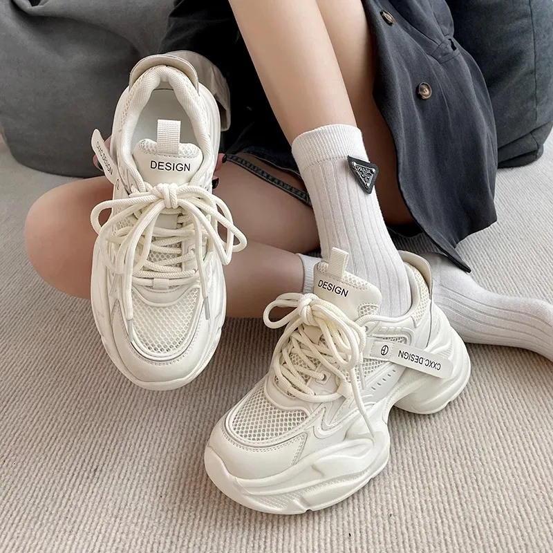 

Кроссовки из натуральной кожи, женская новая сетчатая женская обувь, тонкая дышащая толстая подошва, сотня с повседневными кроссовками