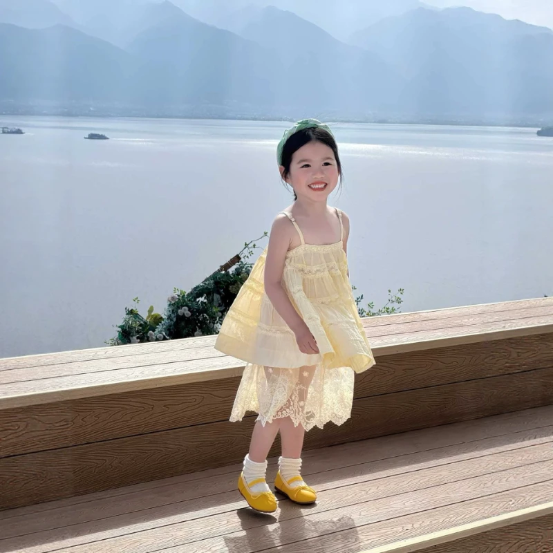

2026 Summer New Girls' Heavy Industry Lace Lace Splicing Solid Color Strap Skirt Vacation Style