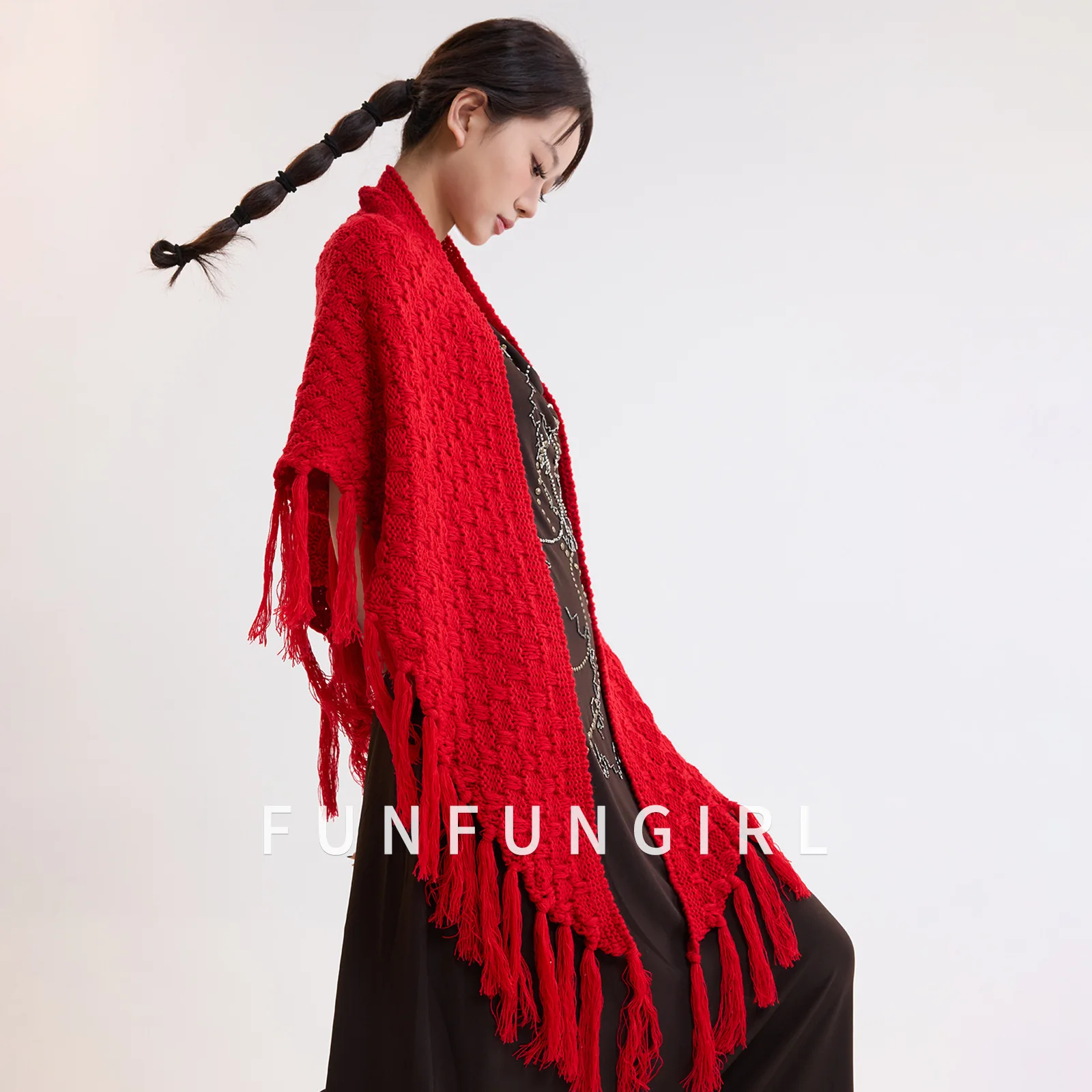 

Новинка зимы 2025 года, мягкий вязаный теплый удлиненный женский шарф с бахромой и скрытыми отделениями, подвесная утолщенная треугольная шаль